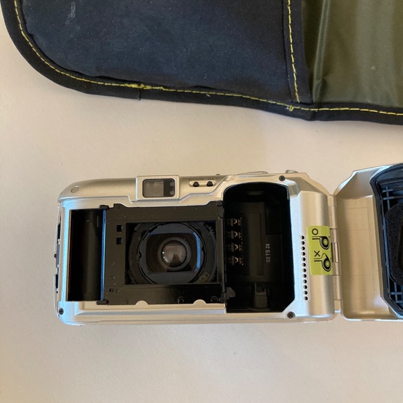 Olymus Film Camera - Picture 3 of 4